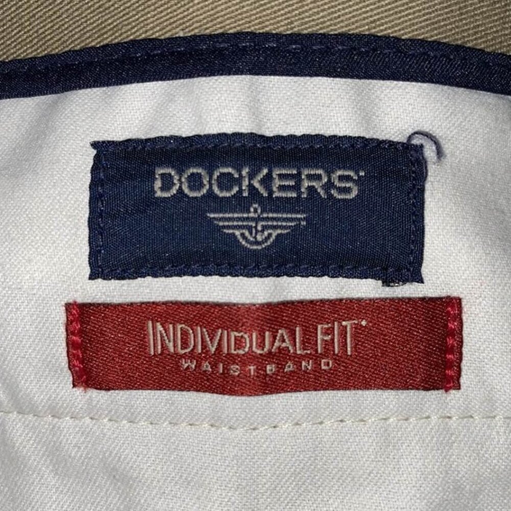 Dockers Individual Fit Waistband Original Khaki Permanent Crease Men's Pants - Picture 8 of 12